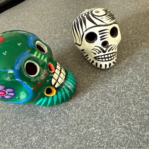 Colorful Ceramic Skull Set - Picture 3 of 3